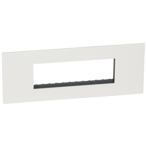 Arteor 6M Frame + Cover Plate Wh