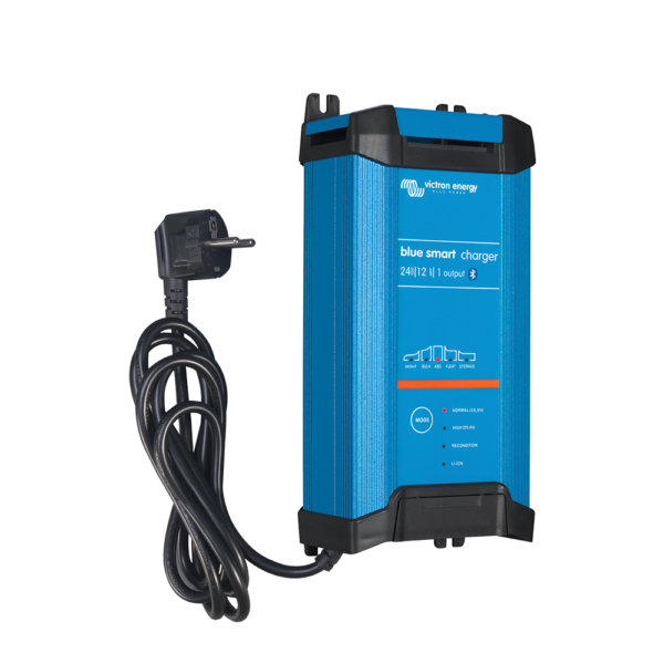 Blue Smart IP22 Charger 24/12(1) 230V CE